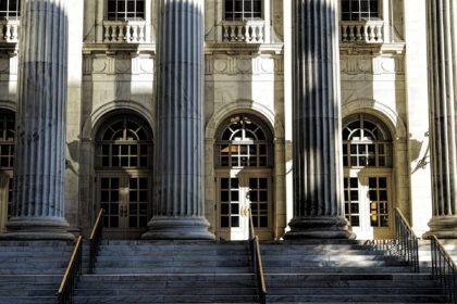courthouse-1223279_192